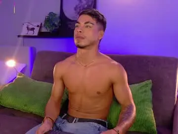 Chaturbate Free Live Porn of ken_boy_