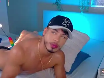 Chaturbate Free Live Porn of ken_boy_