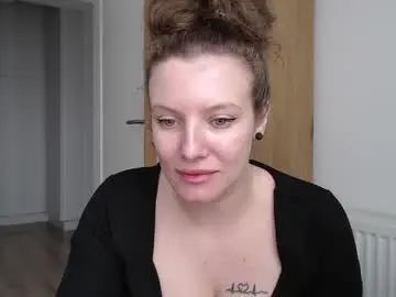 Chaturbate Live Sex Cam of ladyamaradavis