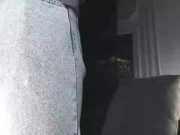 Chaturbate Live Porn of waynemiller_