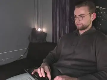 Chaturbate Live Porn of waynemiller_