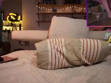 Chaturbate Free Porn Cam of yourprettykate_