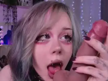 Chaturbate Free Porn Cam of _lollyshy_