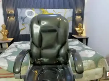 Chaturbate Sex Cam of dark_desiree18