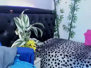 Chaturbate Sex Chat of lonely_shewolf