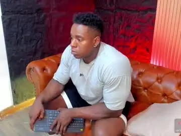 Chaturbate Live Sex of rogger_physique