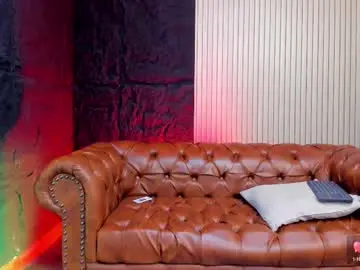 Chaturbate Live Porn of rogger_physique