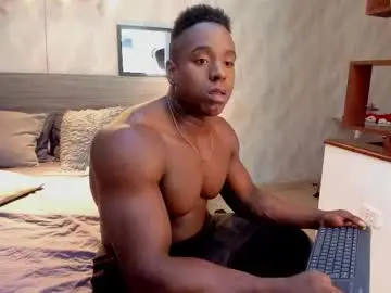 Chaturbate Live Sex of rogger_physique