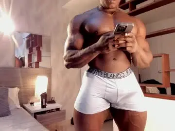 Chaturbate Free Live Porn of rogger_physique