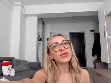 Chaturbate Nude Webcam of _arry