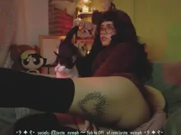 Chaturbate Watch Live Sex Cams of blushing_nymph