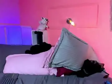 Chaturbate Live Sex Cam of desi_latin