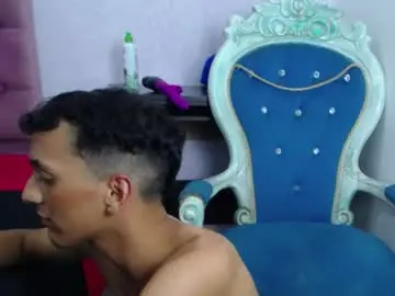 Chaturbate Live Sex Cam of lexter_blue