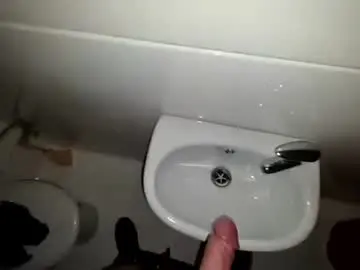 Chaturbate Live Sex Cam of funfishing27