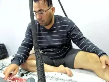 Chaturbate Watch Live Sex Cams of mariham_murath_