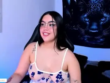 Chaturbate Live Sex Cam of nicolle_ruizz