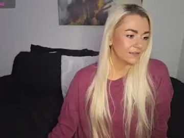 Chaturbate Best live sex cam show of alliefyre