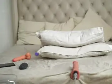 Chaturbate Watch Live Sex Cams of aprilhadid