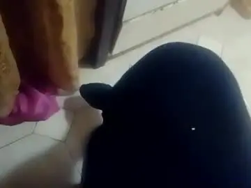 Chaturbate Free Porn Cam of dthedog12