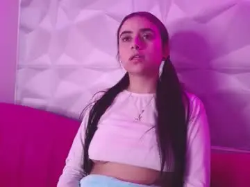 Chaturbate Adult Webcam of kira_moon_01