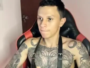 Chaturbate Free Porn Cam of masterdave7