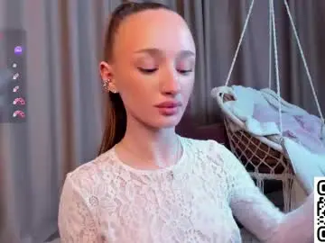 Chaturbate Free Porn Cam of pearl_bloom