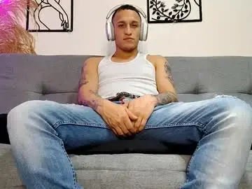 Chaturbate Watch Live Sex Cams of rey_masterhot