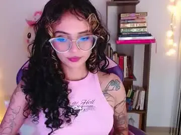 Chaturbate Live Sex of bluee_v