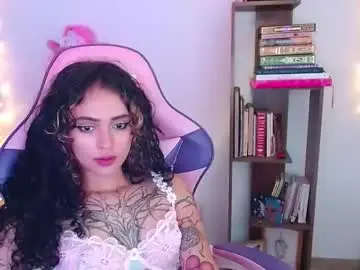 Chaturbate Nude Webcam of bluee_v