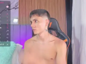 Chaturbate Adult Webcam of dustinlevine
