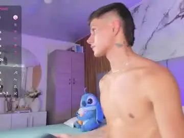 Chaturbate Best live sex cam show of dustinlevine