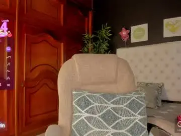 Chaturbate Watch Live Sex Cams of ebony_katterin