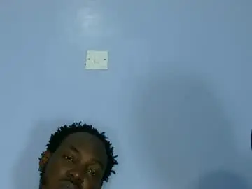 Chaturbate Free Porn Cam of giant_couple