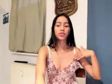 Chaturbate Live Sex of holly_sweet18