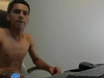 Chaturbate Live Sex of meliodas18_