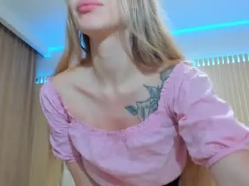Chaturbate Adult Webcam of mila_polly_and_forester