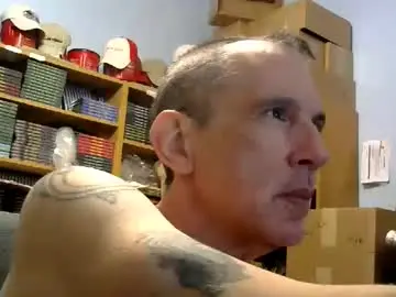 Chaturbate Watch Live Sex Cams of sluttyslave81