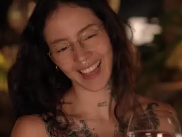 Chaturbate Free Live Porn of effylowell_