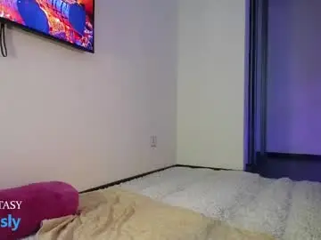 Chaturbate Free Porn Cam of glowstacy