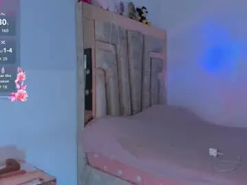 Chaturbate Watch Live Sex Cams of hilary_jones_22