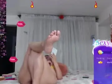 Chaturbate Sex Cam of linapalacios