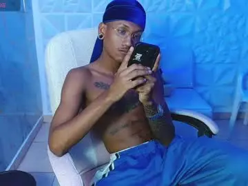 Chaturbate Sex Chat of man_sant11