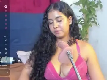 Chaturbate Live Sex Cam of swetty_loverss