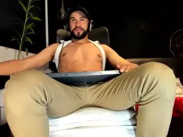 Chaturbate Nude Webcam of alessandro__wye