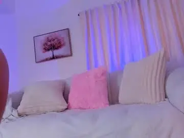 Chaturbate Live Sex Cam of isabellalux_