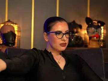 Chaturbate Free Porn Cam of mistresskellykent