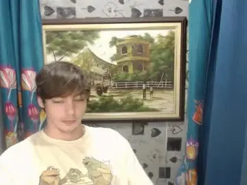 Chaturbate Free Porn Cam of blueyedboyinasia