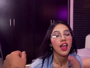 Chaturbate Nude Webcam of bull_vixen2001