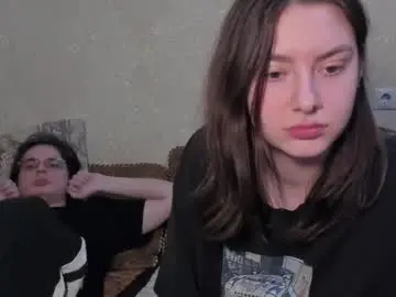 Chaturbate Live Sex of muuur_fam1