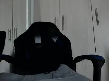 Chaturbate Live Sex Cam of nassh_18